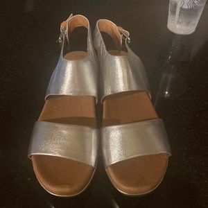 Brand new gentle souls size 9